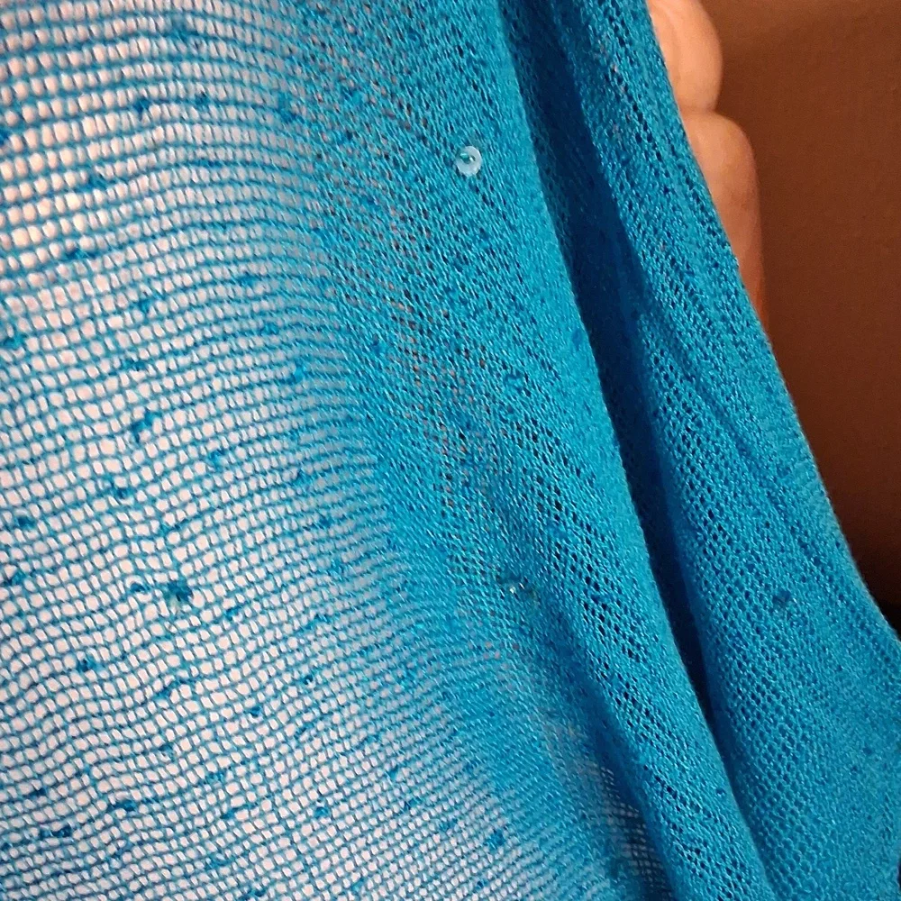 💙🏝Chico's Aqua Blue Lightweight Loose Knit Wrap/Shawl W/Sequins & Beads OS